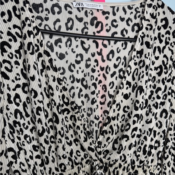 Zara Leopard Print Plissé Tie Front Crop Top size medium - Picture 3 of 5
